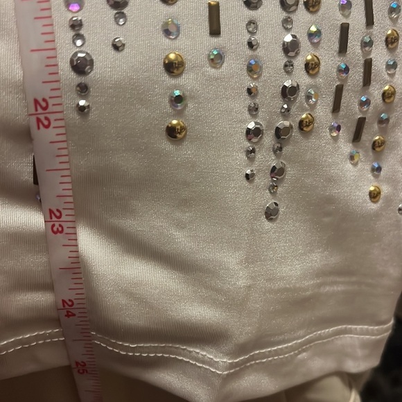 Cache white double layer V neck tank top with crystals and stone decoration - Picture 13 of 13